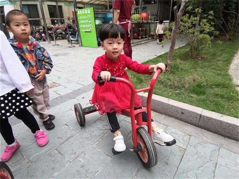 http://s.yun12.cn/lxsyyey/images/cexsvptf53x20200606152522.jpg