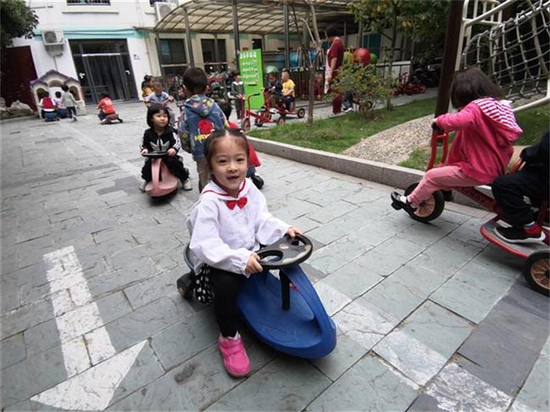 http://s.yun12.cn/lxsyyey/images/odz5y2r4w3s20200606152521.jpg