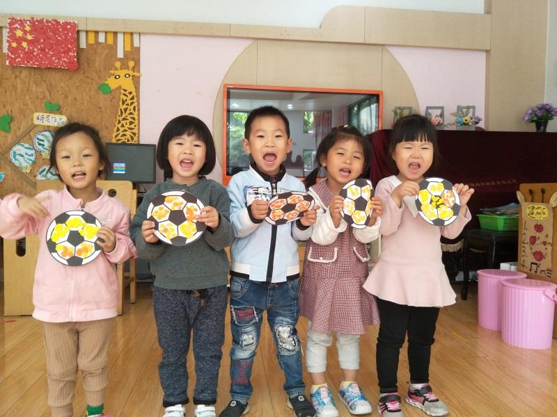 http://s.yun12.cn/lxsyyey/images/a0uwlwhura320200606153432.jpg