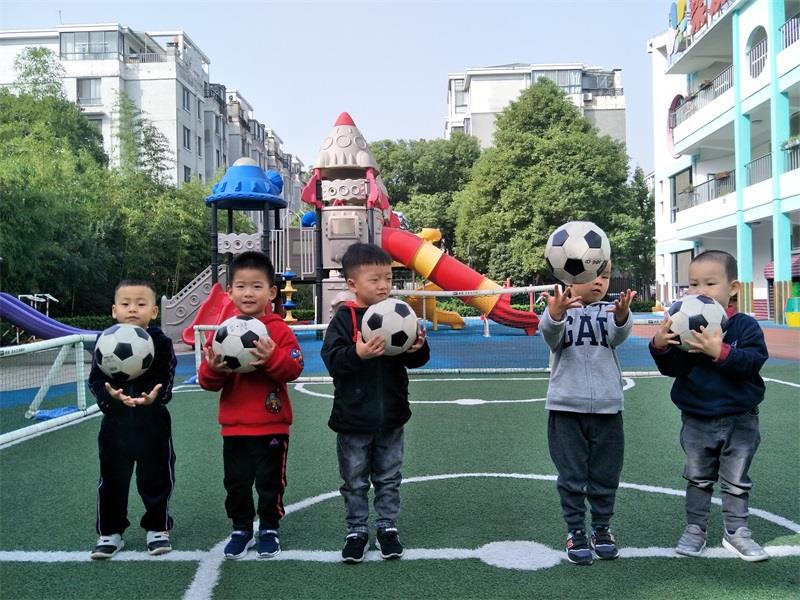 http://s.yun12.cn/lxsyyey/images/egtbieh3kd320200606153432.jpg