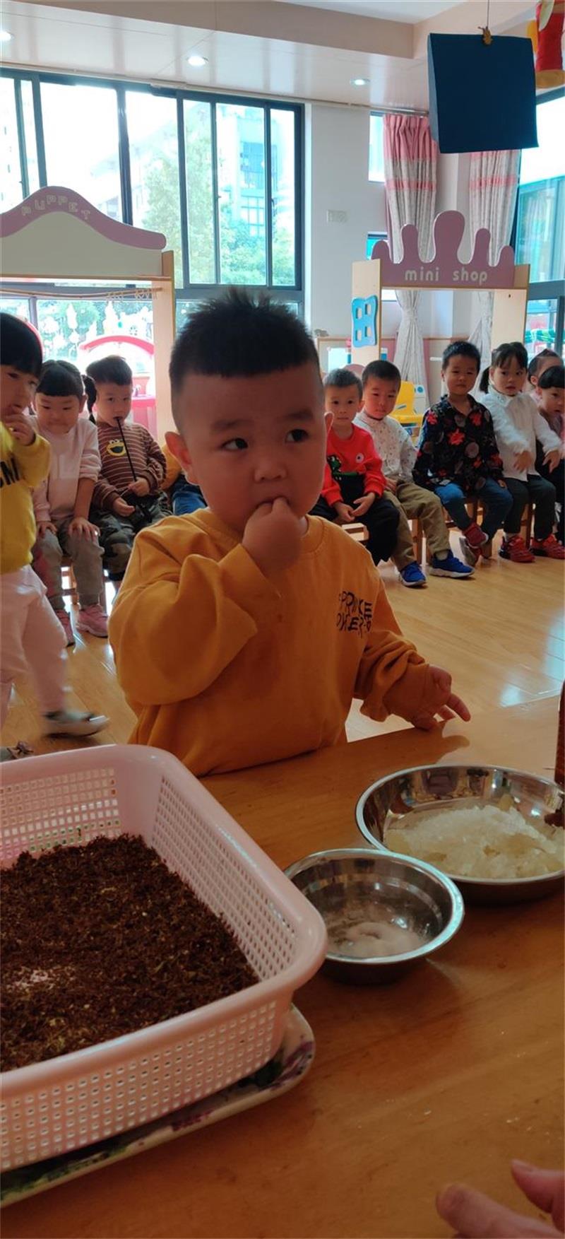 http://s.yun12.cn/lxsyyey/images/e01x5wqcw0t20200606154117.jpg