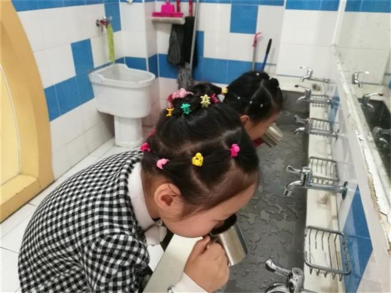 http://s.yun12.cn/lxsyyey/images/n5e4gov0zql20200606154752.jpg