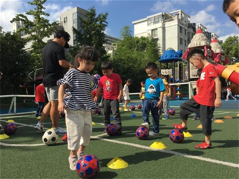 http://s.yun12.cn/lxsyyey/images/5tzfonh1qyf20200606155829.jpg