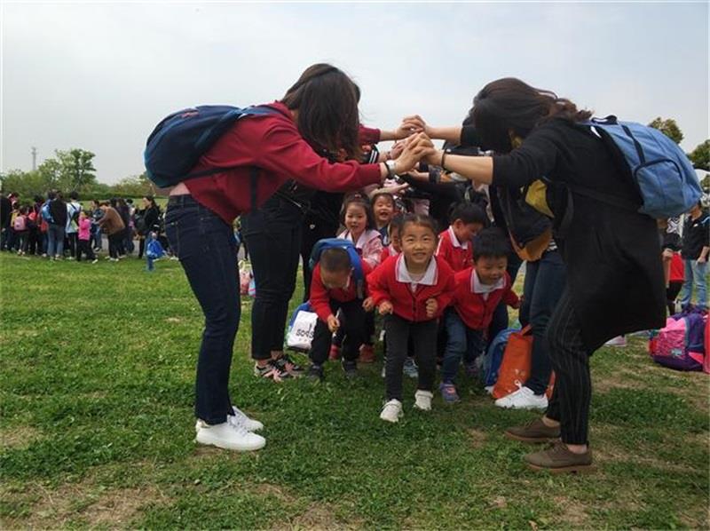 http://s.yun12.cn/lxsyyey/images/lwnf2dhb45h20200606160142.jpg