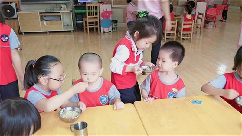 http://s.yun12.cn/lxsyyey/images/fpfjm4zmi1020200606160347.jpg