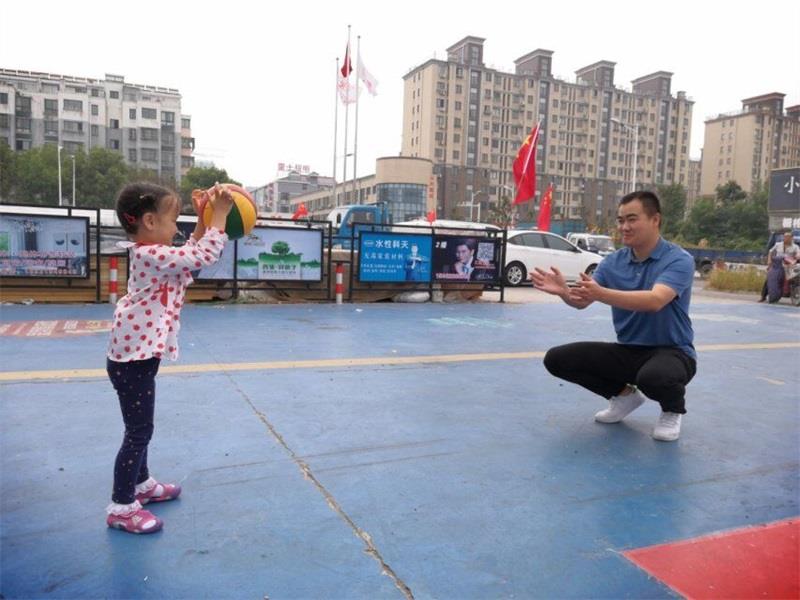 http://s.yun12.cn/lxsyyey/images/uq51zey23zl20200606163702.jpg