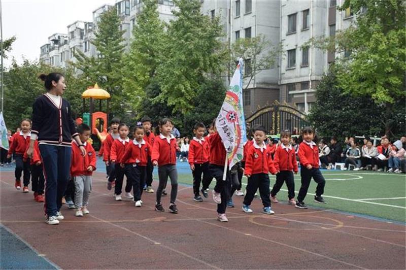 http://s.yun12.cn/lxsyyey/images/djaxp0rbblm20200606163654.jpg