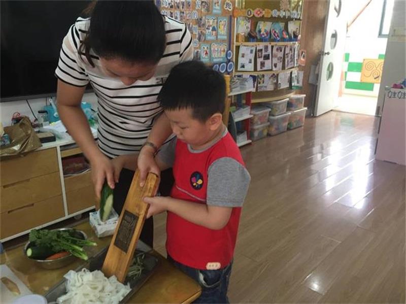 http://s.yun12.cn/lxsyyey/images/nfo0cbjnhzy20200606164930.jpg