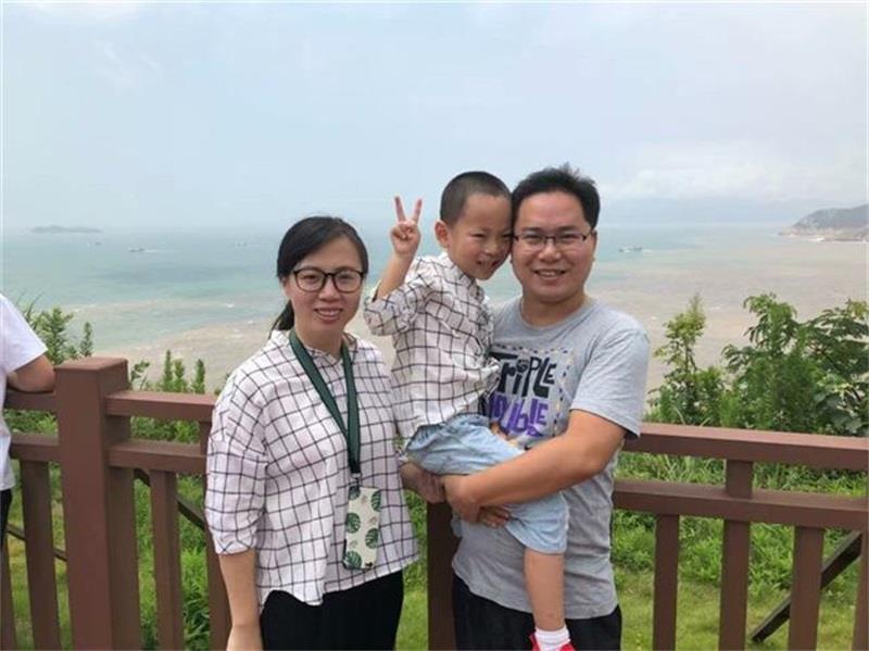http://s.yun12.cn/lxsyyey/images/wxdfowk2xb420200606165911.jpg