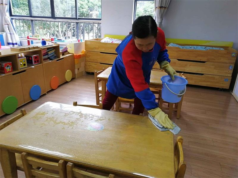 http://s.yun12.cn/lxsyyey/images/p0kfeffiynd20200606143027.jpg